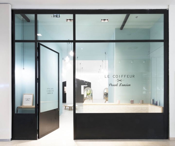 Le Coiffeur / Margaux Keller Design Studio + Bertrand Guillon Architecture 