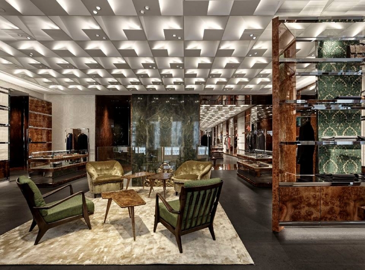 Dolce&Gabbana new flagship store in Milan on Via Montenapoleone