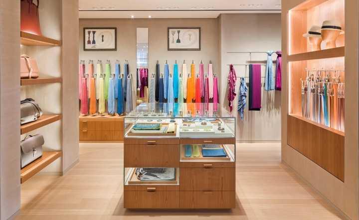 Hermes opens new store in London 