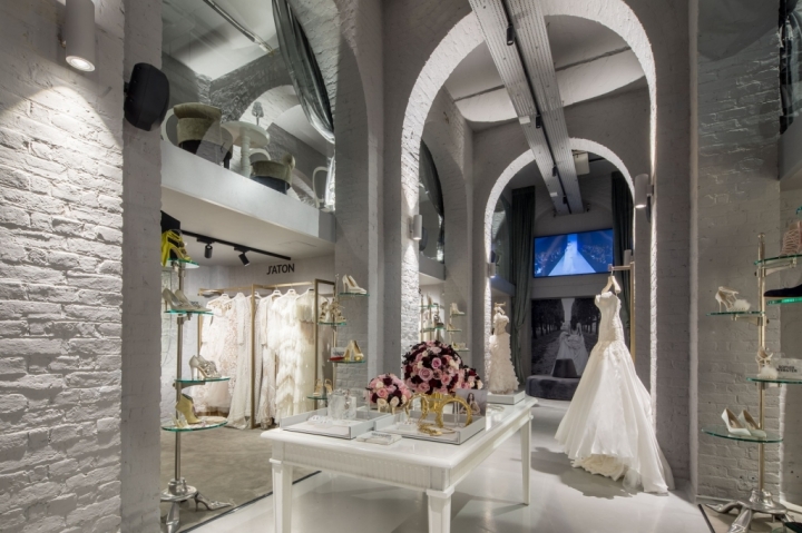 The Wedding Gallery in London by Christian Lahoude Studio